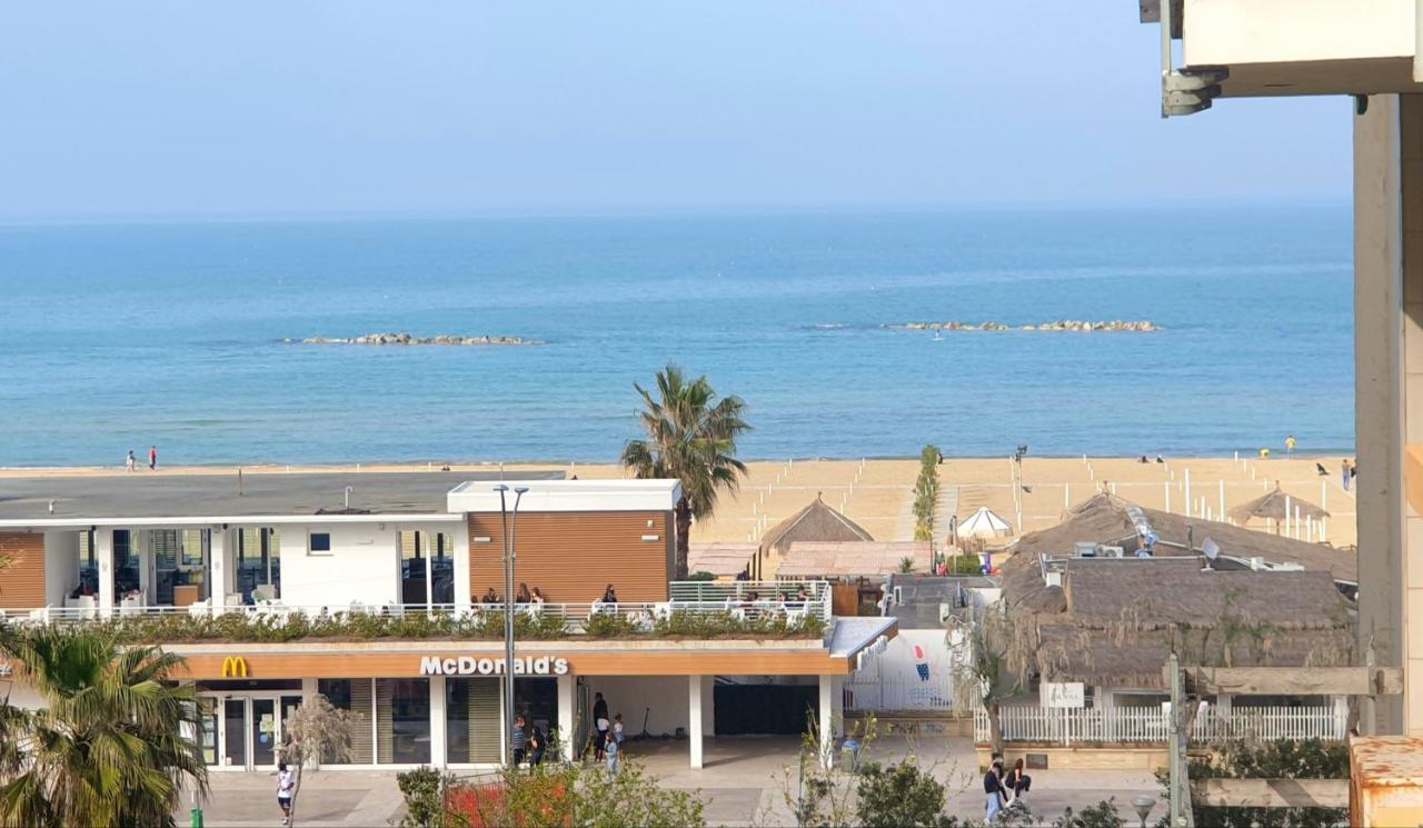 Regina Elena Al Mare Apartment Pescara Ngoại thất bức ảnh